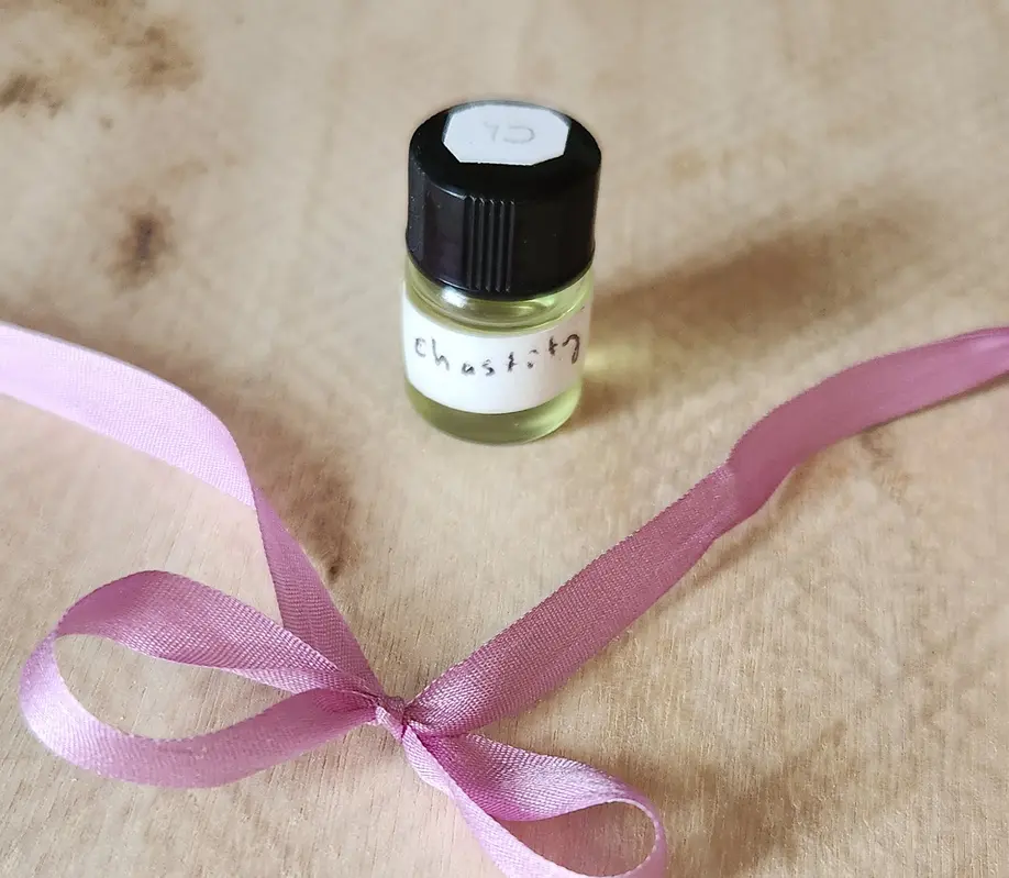Sample Chastity Perfume